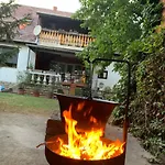 Bogracsos Apartmanhaz Tatil Evi