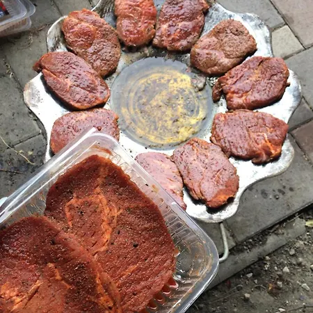 Bogracsos Apartmanhaz בית נופש באלאטונפורד