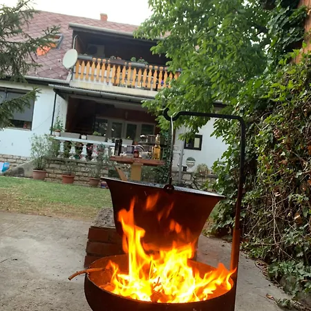 Bogracsos Apartmanhaz 度假居