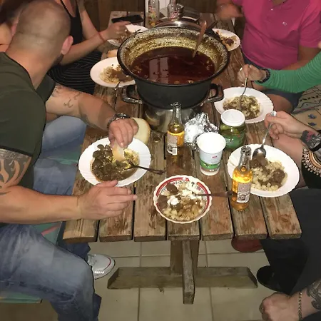 Bogracsos Apartmanhaz בית נופש *