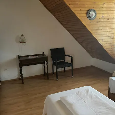 度假居 Bogracsos Apartmanhaz *