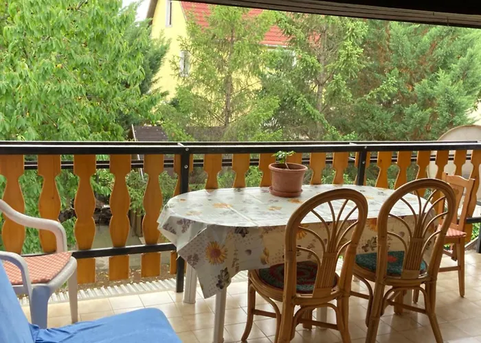 Bogracsos Apartmanhaz