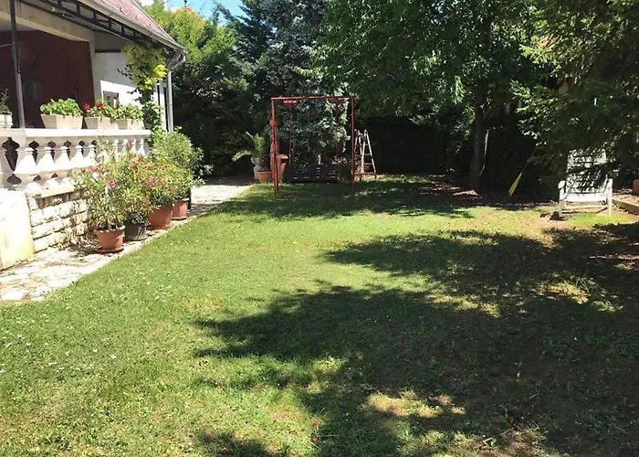 Bogracsos Apartmanhaz